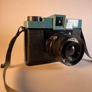 Diana F